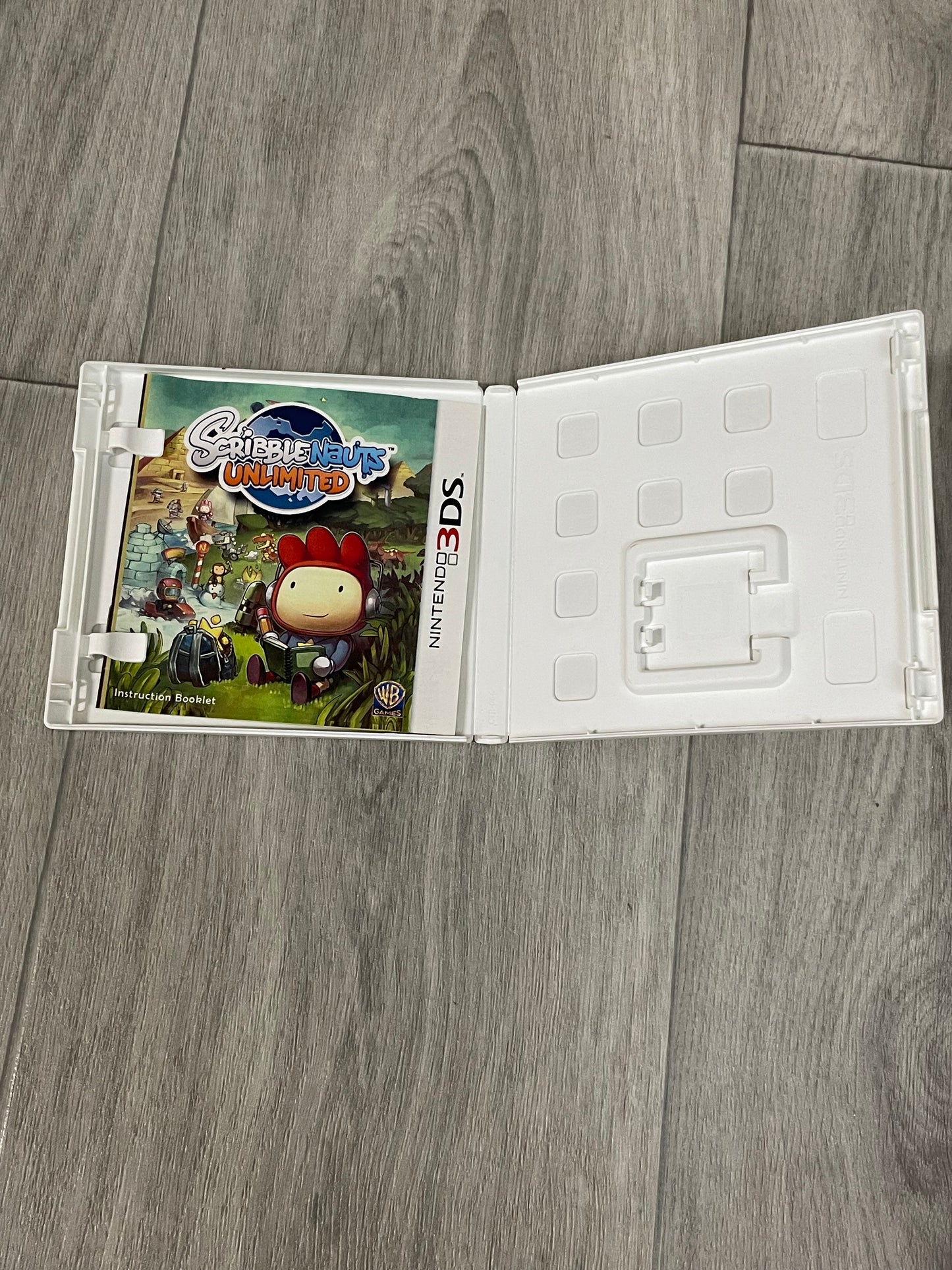 Nintendo 3ds Midnight Purple In Great Condition USA Complete In Box CIB USA