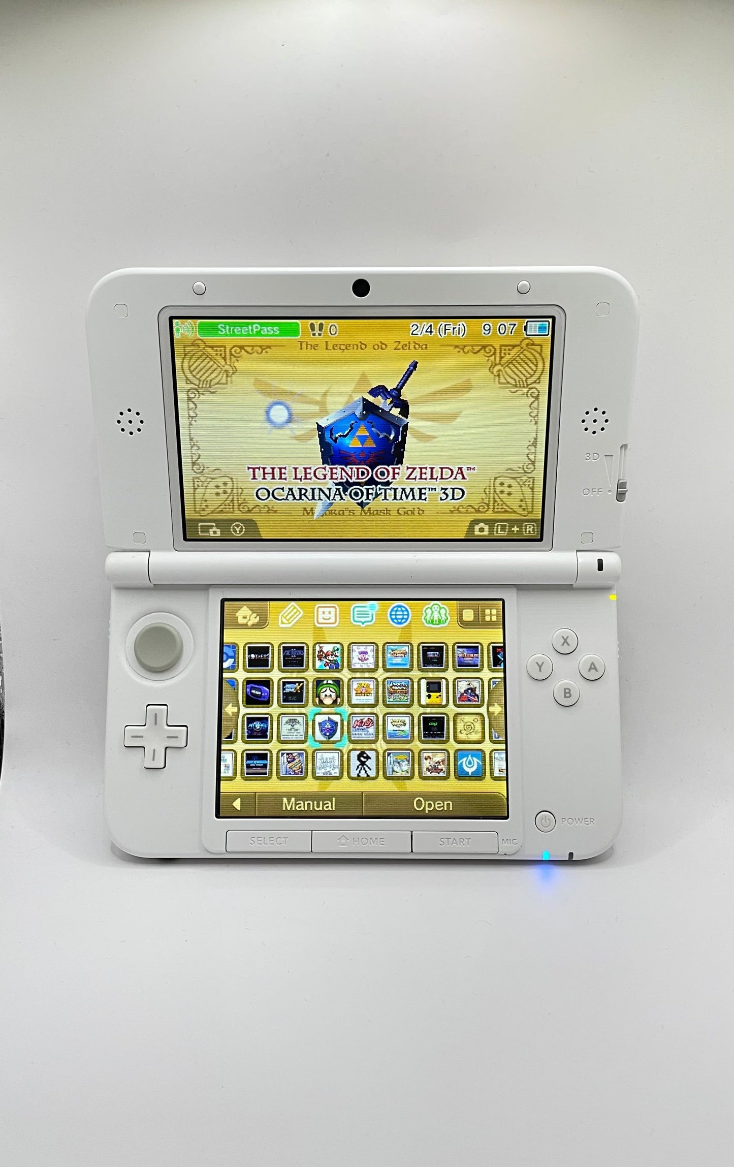 Nintendo 3DS XL Pink with charger and games