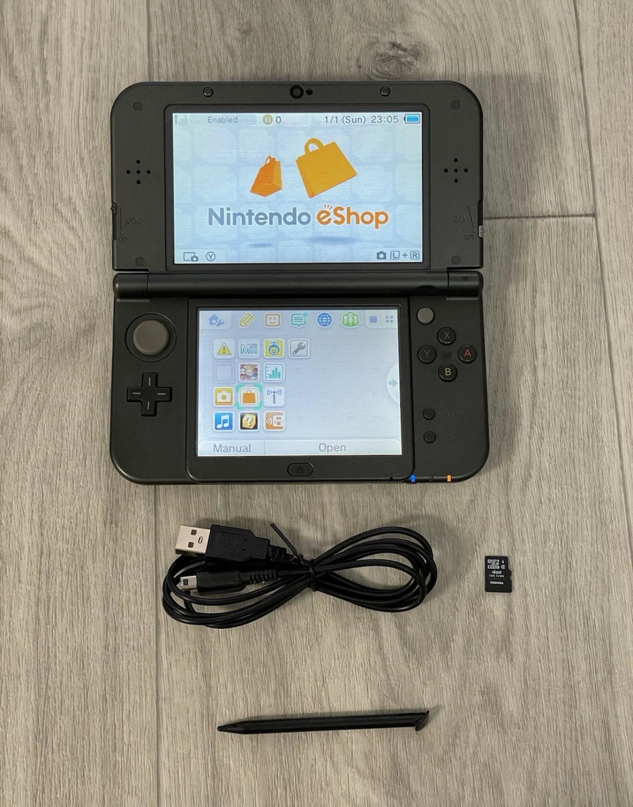 new Nintendo 3DS XL LL Monster Hunter 4G Special Edition Console Excellent